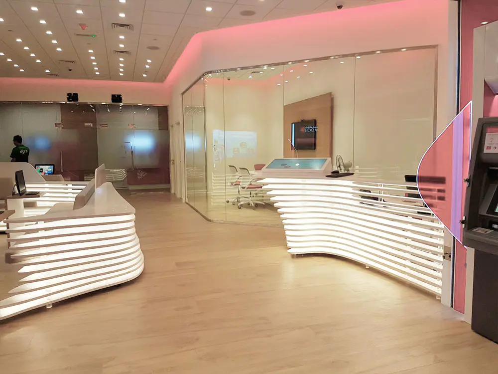Dubai-reception desk